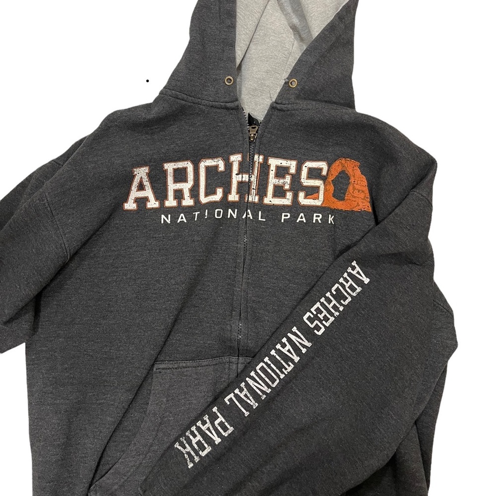 ARCHES NATIONAL PARK HOODIE